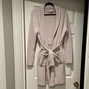 Pink Lily s/m Cozy Light cream Belted Robe.  Great condition